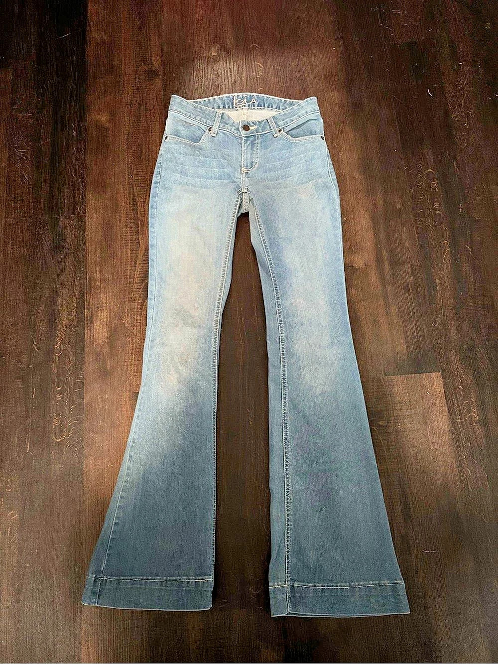 Kimes Ranch Lola Women's Flare Jeans Size 00/34
